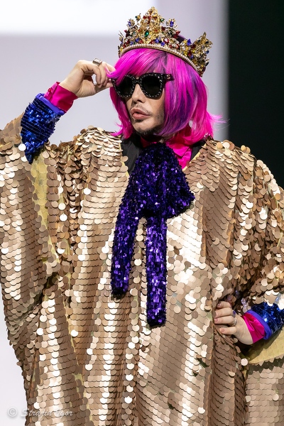 Сергей Зверев, золото, корона, волосы, розовые, очки, паетки, звезда, шоу, fashion show 