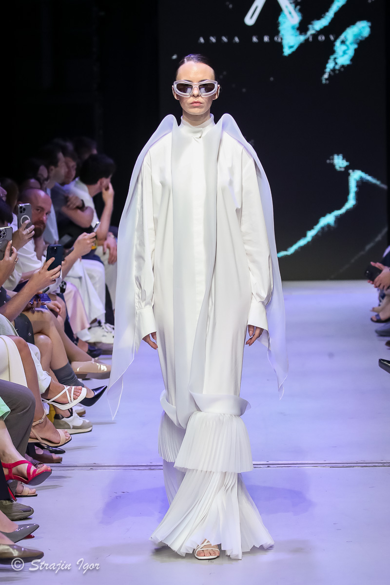 Anna Kropotova ss26